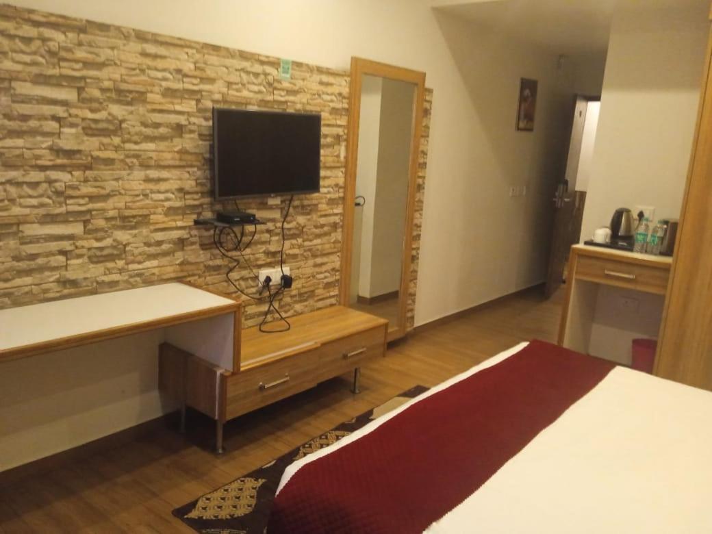 Hotel President Bharwain Εξωτερικό φωτογραφία